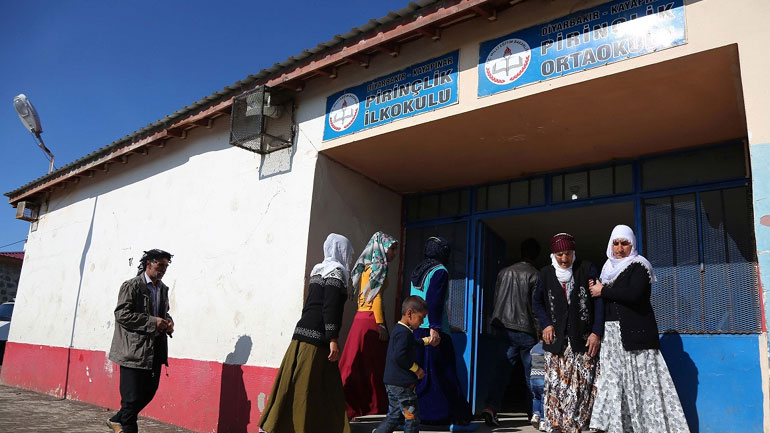 Τουρκία: Πυροβολισμοί σε εκλογικό κέντρο – Δύο νεκροί