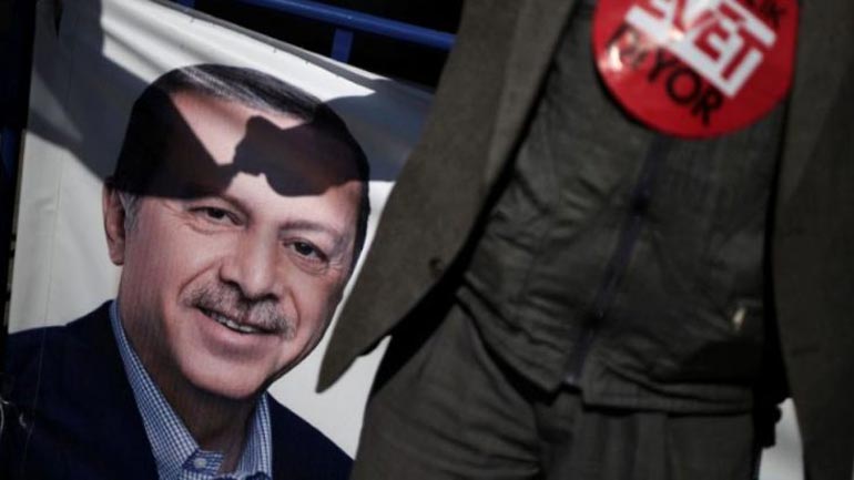 Υπάρχει “πρόβλημα νομιμότητας” του δημοψηφίσματος, σύμφωνα με το Λαϊκό Ρεπουμπλικανικό Κόμμα