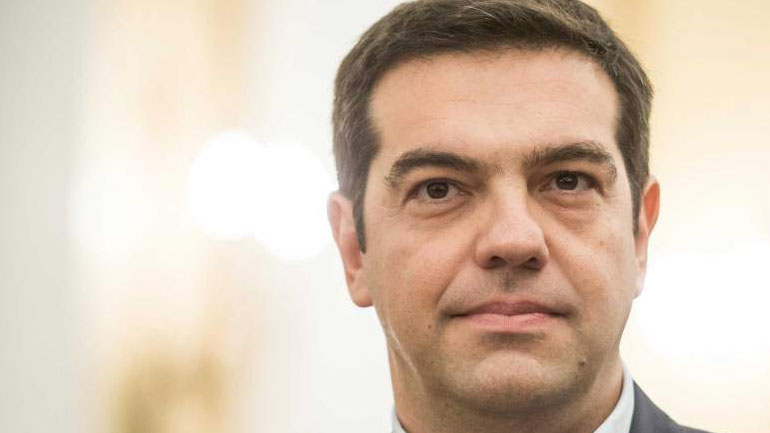 «Χρόνια πολλά σε όλους» ευχήθηκε ο Αλέξης Τσίπρας από την Κέρκυρα