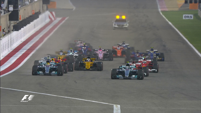 Η εκκίνηση του αγώνα στο Μπαχρέιν