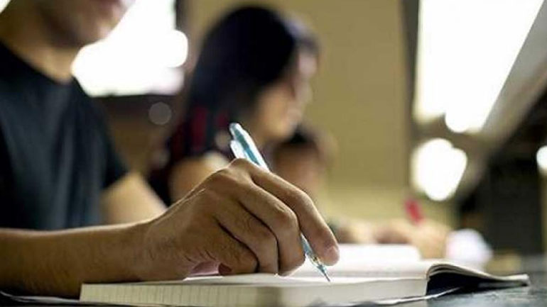 Στην τελική ευθεία για τις εξετάσεις σε λύκεια και γυμνάσια