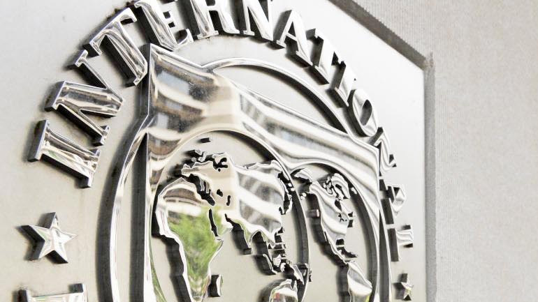 Στο 2,2% προσγειώνει την ανάπτυξη το ΔΝΤ για το 2017