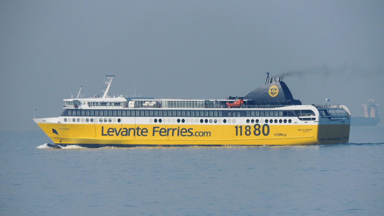 Συνελήφθη ο πλοίαρχος του «Φιόρ ντι Λεβάντε»