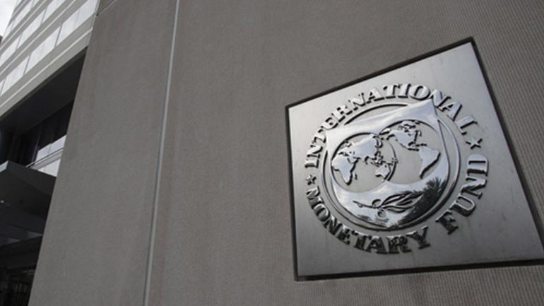 ΔΝΤ: Απαραίτητη σε κάποιο βαθμό η αναδιάρθρωση του ελληνικού χρέους