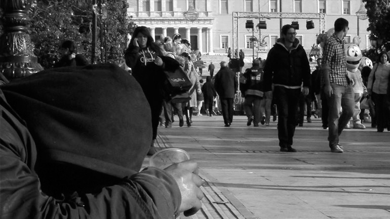 Focus: Οι φτωχοί πληρώνουν τις μεταρρυθμίσεις στην Ελλάδα