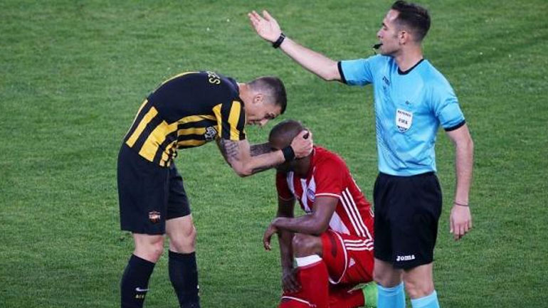 Καταγγέλλει τον Βράνιες ο Ολυμπιακός