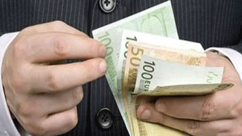 Στα όρια της κοροϊδίας οι μισθοί στον ιδιωτικό τομέα