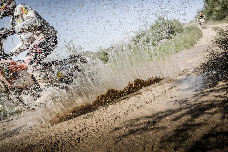 Σε ένα μήνα στην Ελλάδα...