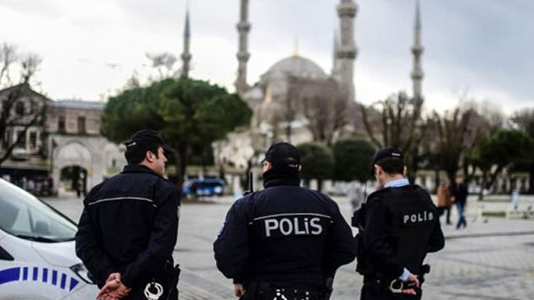 Τουρκία: Χειροπέδες σε 16 αριστερούς διαδηλωτές που αμφισβητούσαν το αποτέλεσμα του δημοψηφίσματος