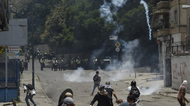 Βενεζουέλα: Νεκρός 17χρονος από σφαίρα κατά τη διάρκεια διαδήλωσης στο Καράκας