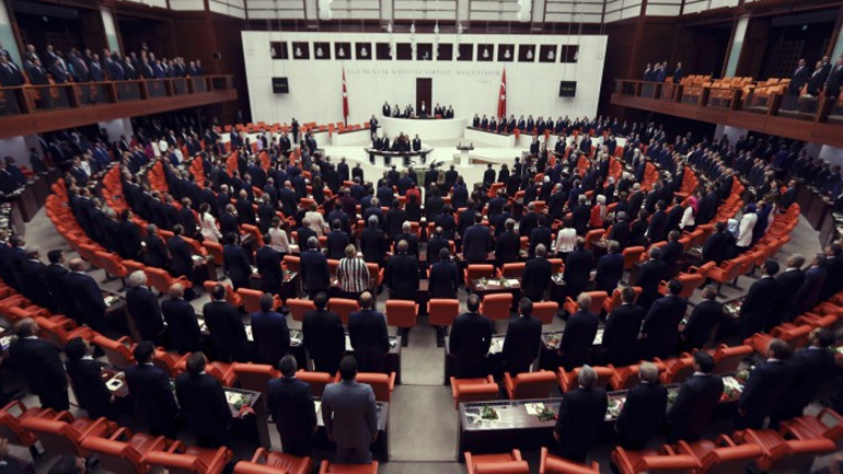 Τουρκία: Παραμένει στο κοινοβούλιο το μεγαλύτερο κόμμα της αντιπολίτευσης