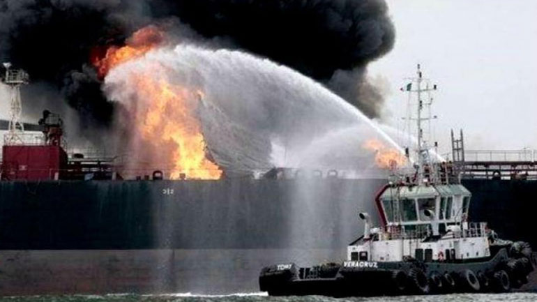 Πυρκαγιά σε μηχανοστάσιο δεξαμενόπλοιου ανοιχτά της Ρόδου