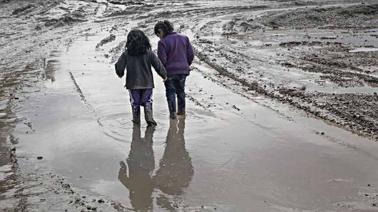 Χάρβαρντ: Τα προσφυγόπουλα στην Ελλάδα πουλάνε το κορμί τους