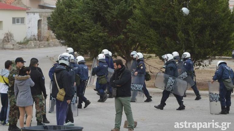 Χίος: Επιθέσεις κατά προσφύγων σε Σούδα και Κάστρο