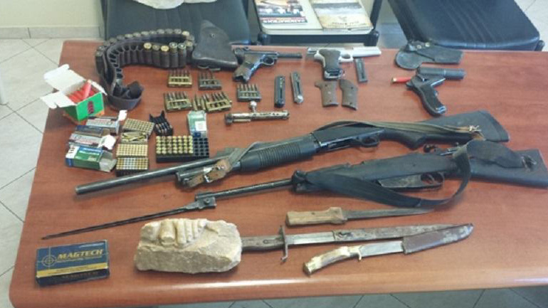 Κρήτη: Συλλήψεις στο Ηράκλειο για κατοχή… οπλοστασίου