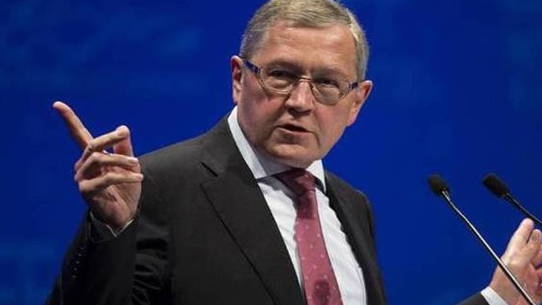 Ρέγκλινγκ: Η Ελλάδα μπορεί να επιστρέψει στις αγορές πριν από τη λήξη του προγράμματος