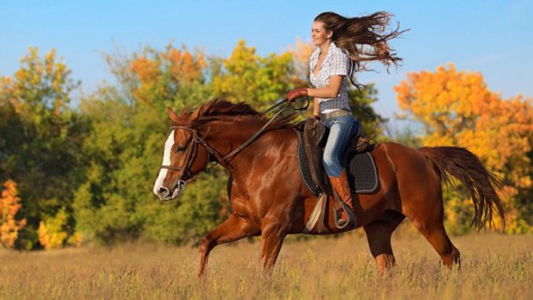 Αυτά είναι τα οφέλη της ιππασίας στην υγεία και στο σώμα μας