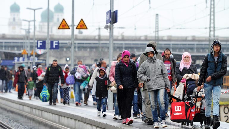 Η Γερμανία δαπάνησε περίπου 32 δις ευρώ για τους πρόσφυγες το 2016