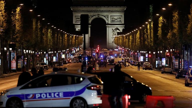 Ο δράστης της επίθεσης στο Παρίσι ήταν 39 ετών και γνωστός στις γαλλικές αρχές