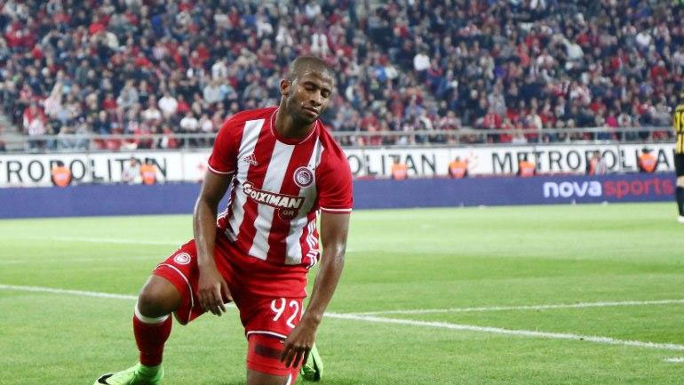 Την Τρίτη η δικάσιμος για τον Σεμπά-Μπορεί να χάσει τον επαναληπτικό με την ΑΕΚ