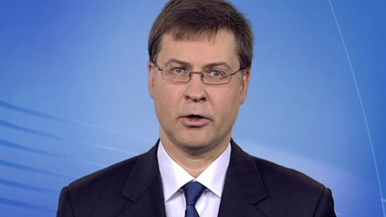 Ντομπρόβσκις: Να ολοκληρωθεί άμεσα η δεύτερη αξιολόγηση