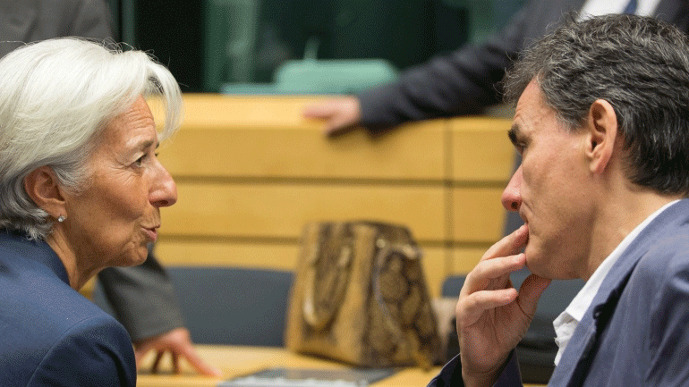 Πρώτα τα μέτρα είπε η Λαγκάρντ στον Ευ. Τσακαλώτο