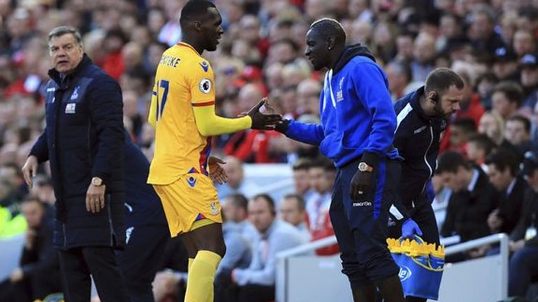 Ο Μπέντεκε «πάγωσε» τη Λίβερπουλ, 2-1 νίκησε η Κριστάλ Πάλας