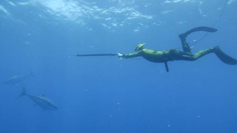 Σώος εντοπίστηκε 34χρονος ψαροντουφεκάς που αγνοείτο από τα ξημερώματα