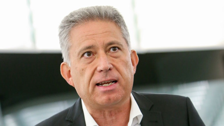 Χρυσόγονος: Tο πλεόνασμα επιτεύχθηκε με επαχθείς φόρους