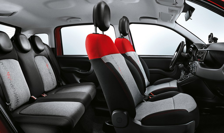 Στην καμπίνα του Panda μπορούν να φιλοξενηθούν τέσσερις ενήλικες