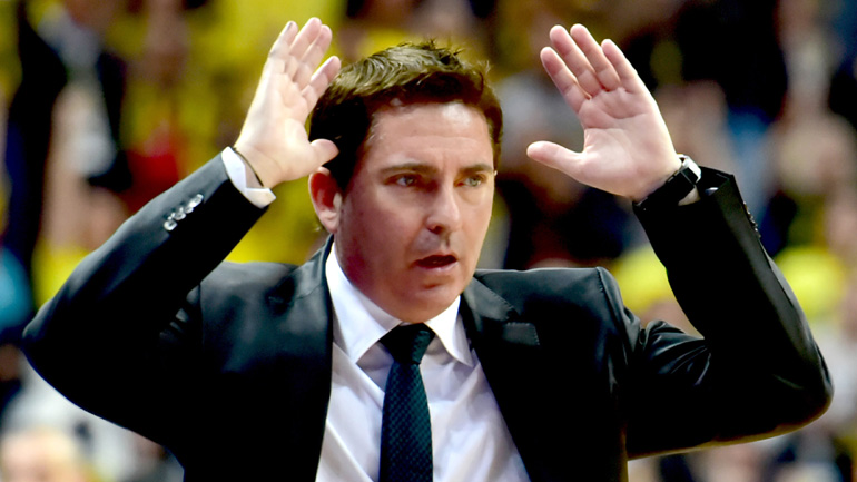 «Δεν αποκλείει την παραίτηση ο Πασκουάλ»