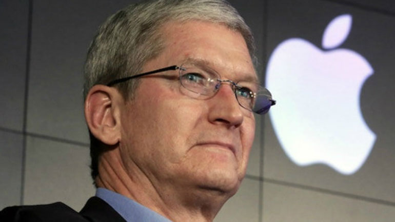 Ο Τιμ Κουκ της Apple «κατσάδιασε» τον ιδρυτή της Uber, Τράβις Καλάνικ