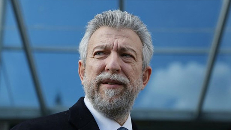 Συνάντηση Κοντονή με σωφρονιστικό υπάλληλο που δέχτηκε εμπρηστική επίθεση