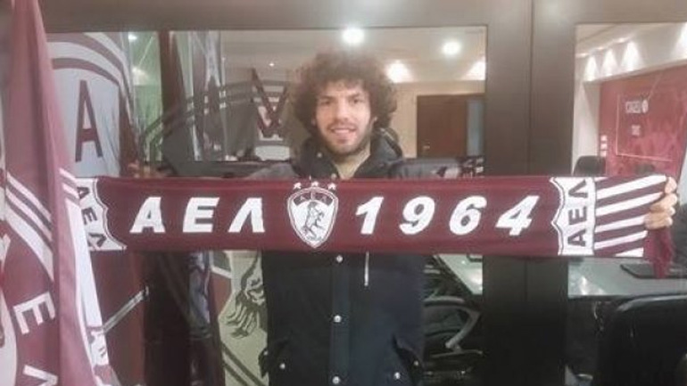 Αποχωρεί από τη Λάρισα ο Γκουλουζάντε