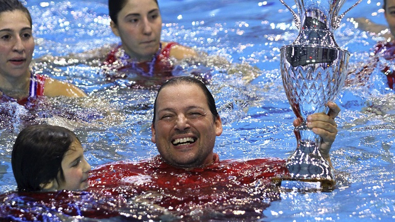 «Ψυχή και διάθεση κόντρα στην καλύτερη ομάδα των τελευταίων ετών»