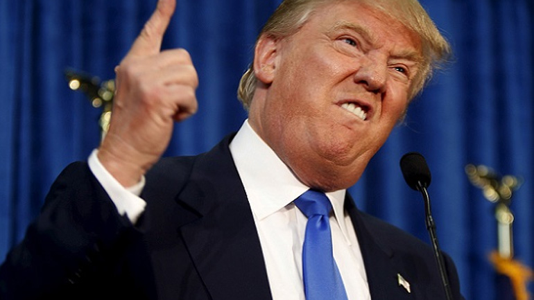 Τα εύσημα του Τραμπ στον… εαυτό του για τις 100 ημέρες προεδρίας του