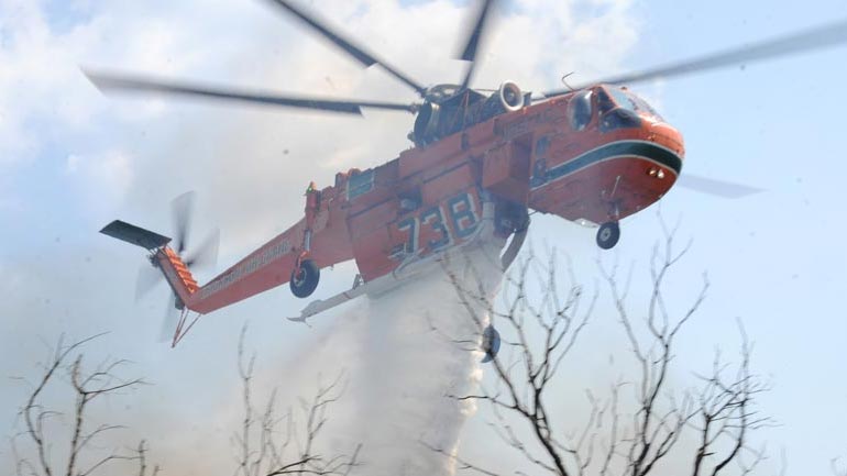 Με δύο πυροσβεστικά ελικόπτερα αναμένεται να ενισχυθεί η Κρήτη το καλοκαίρι