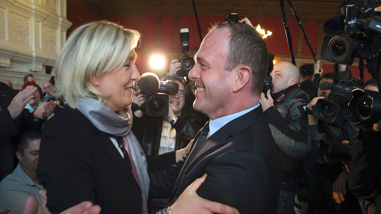 Ευρωβουλευτής αναλαμβάνει τα ηνία του Εθνικού Μετώπου μετά την απόσυρση της Λεπέν