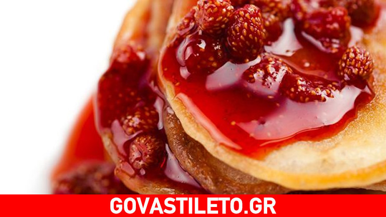 Τηγανίτες με φράουλες