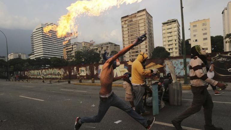 Νέες διαδηλώσεις οργανώνει η αντιπολίτευση στη Βενεζουέλα