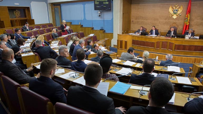 Μαυροβούνιο: Το κοινοβούλιο ενέκρινε την ένταξη της χώρας στο ΝΑΤΟ