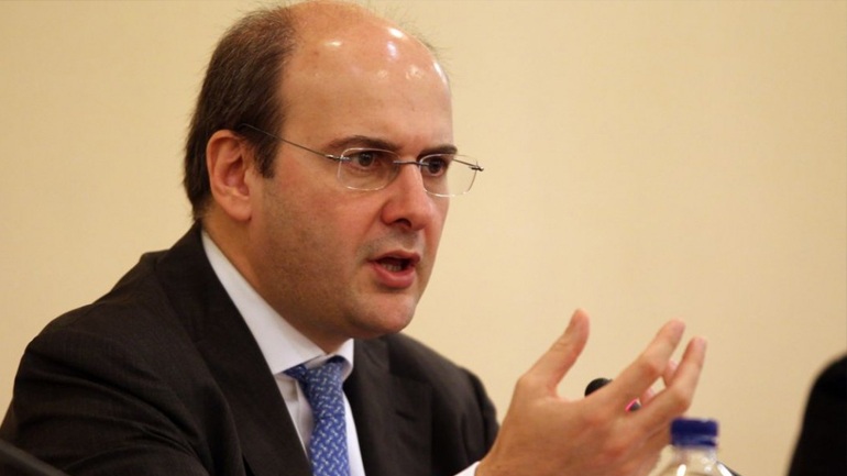 Η κυβέρνηση ενδιαφέρεται μόνο για την πολιτική της επιβίωση