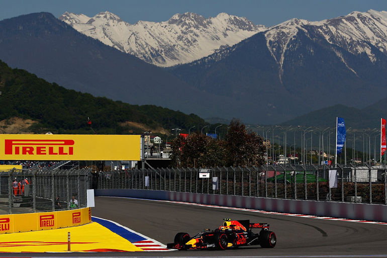 Στην 5η θέση τερμάτισε ο Max Vertsappen με μονοθέσιο της Red Bull...