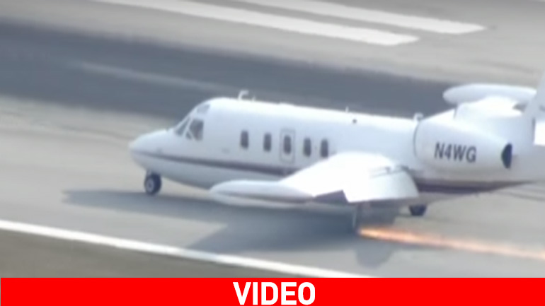 Προσγείωση αεροπλάνου που κόβει την ανάσα