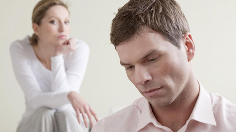 Μάθε πώς να ξεπεράσεις τη ζήλια σου για να μη δημιουργείς προβλήματα στη σχέση σου