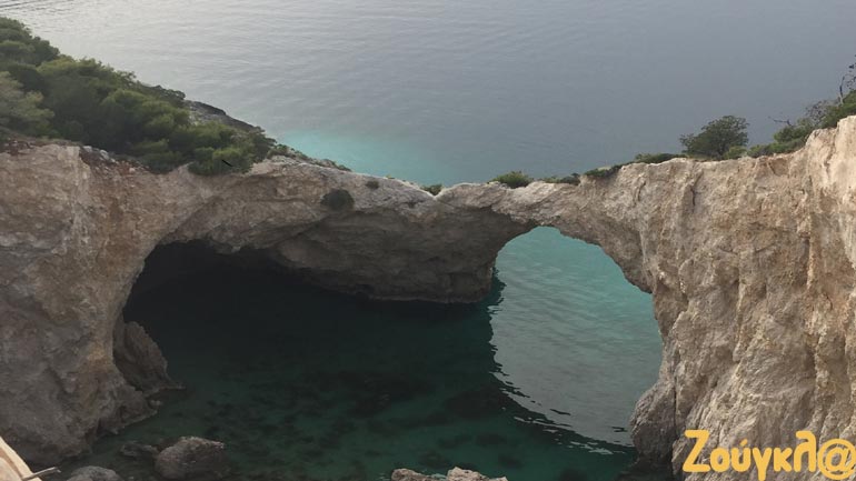 Παραθαλάσσιες ομορφιές στην Περαχώρα Λουτρακίου