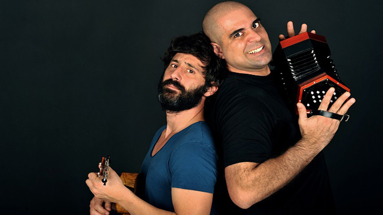 Τελευταία παράσταση – «Αγαλματάκια  Ακούνητα, Αμίλητα, Αγέλαστα» στο Γυάλινο Μουσικό Θέατρο