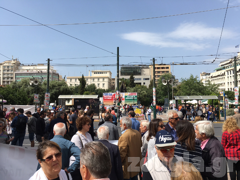 Πλατεία Κλαυθμώνος