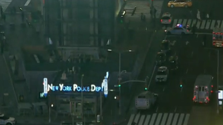 Εντοπίστηκαν ύποπτες συσκευές σε οδικές αρτηρίες που οδηγούν στην Times Square