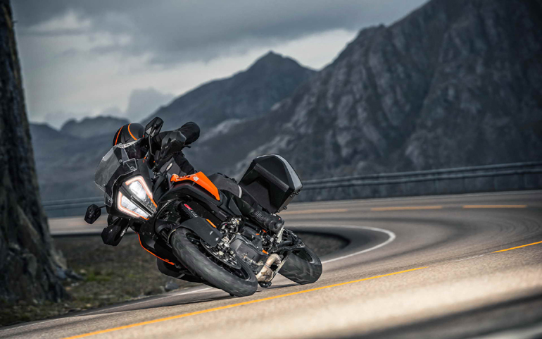 Με το cornering ABS φρενάρεις με ασφάλεια ακόμα και στο όριο